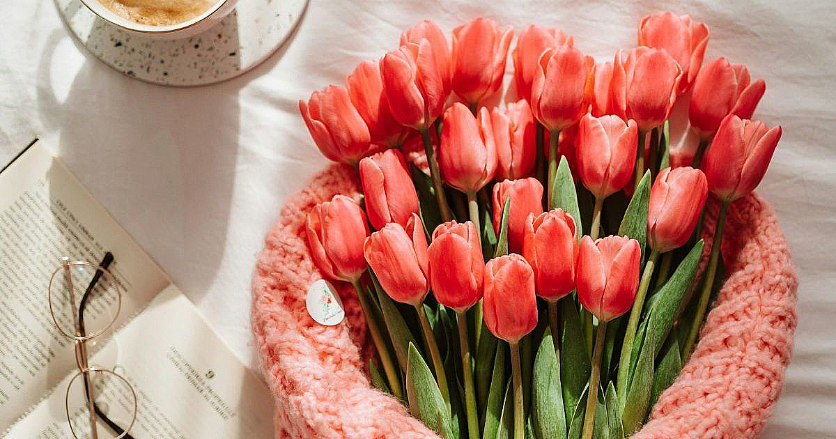 Зі святом весни, дорогі жінки!