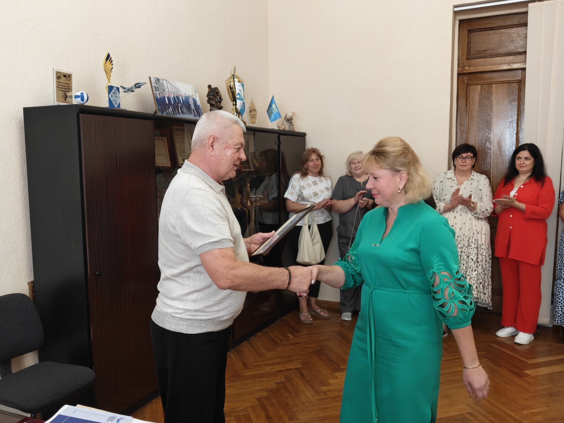 До Дня профспілки 3 До Дня профспілки
