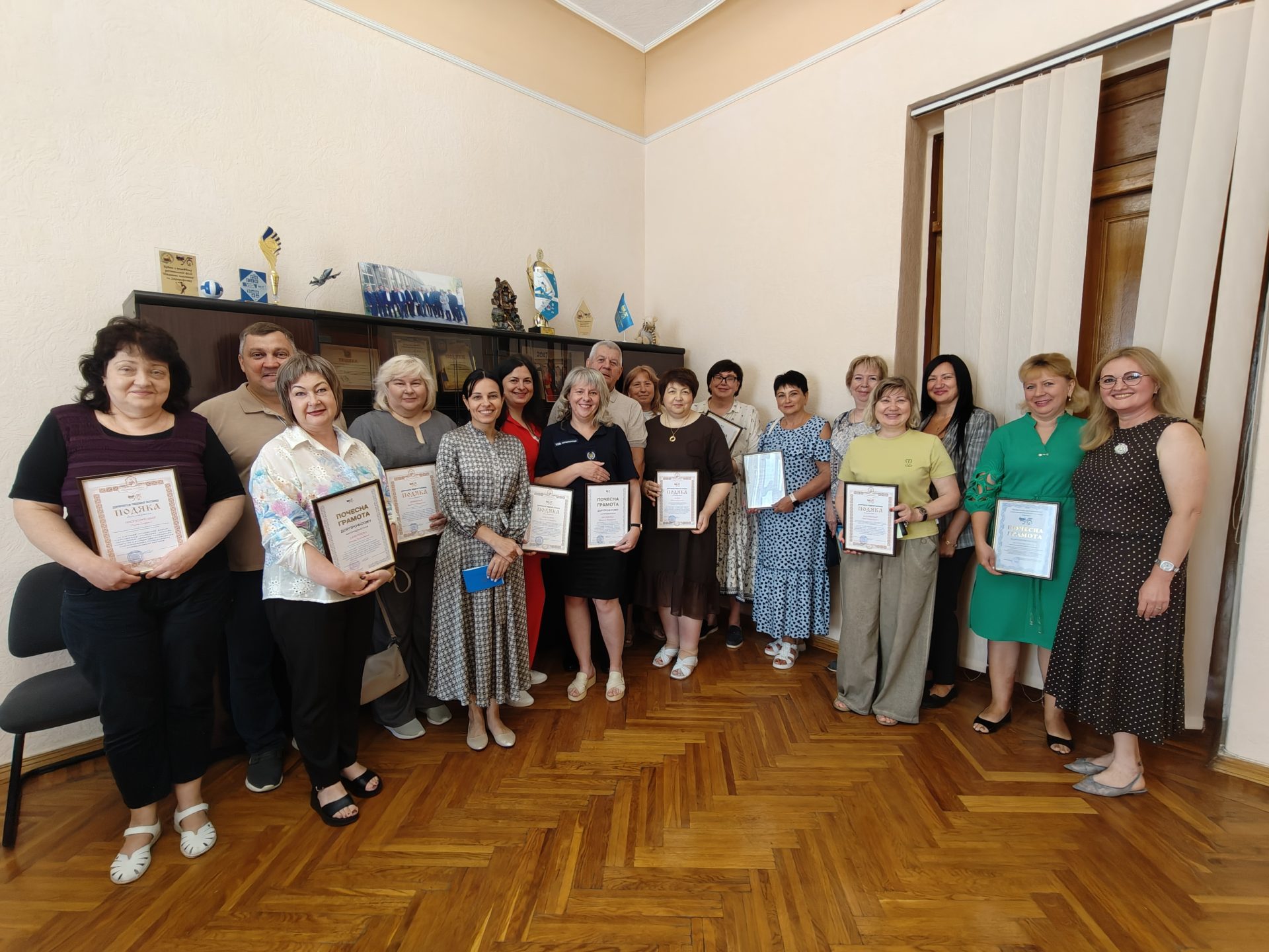 До Дня профспілки 1 До Дня профспілки