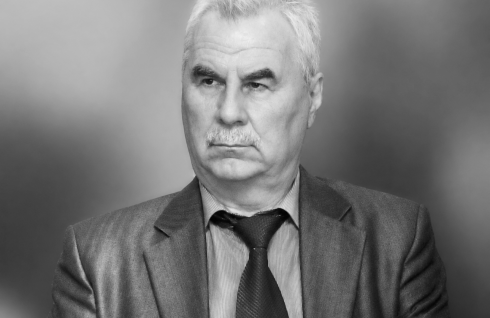 Світлій пам’яті Станіслава Петровича Твердохліба